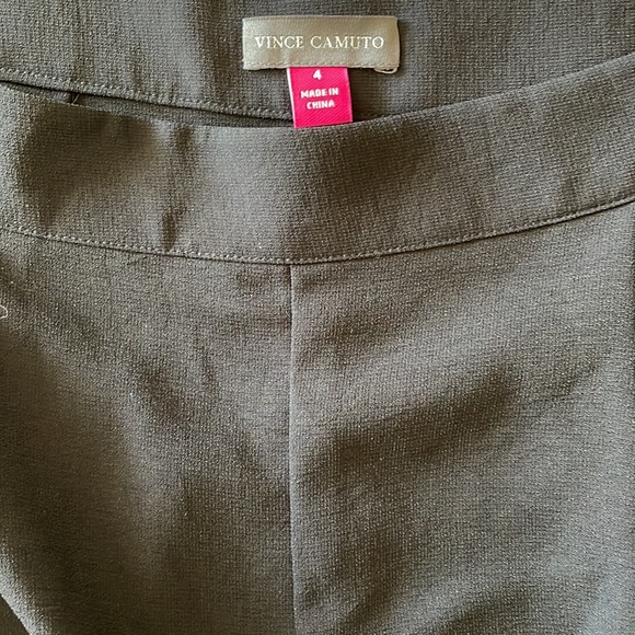 Vince Camuto Side Button Crop Pant - Picture 3 of 5
